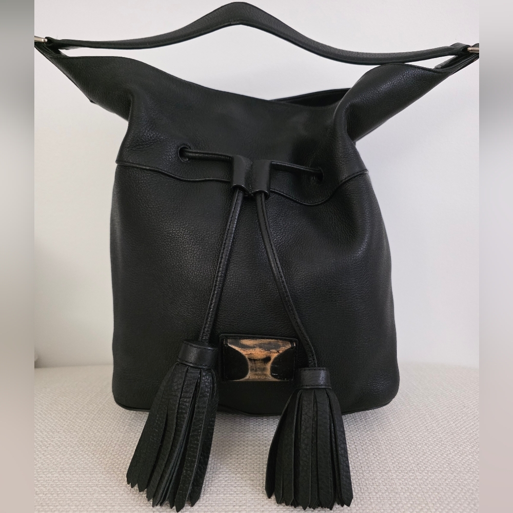 BUCKET BAG - DKNY Black Leather Alix Medium